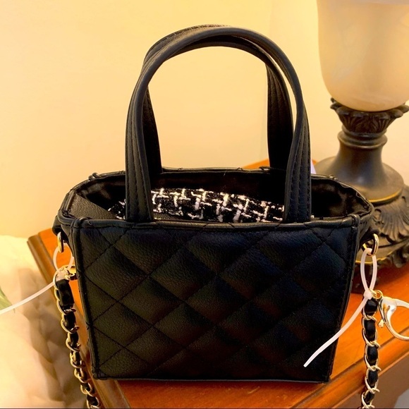 New Madden Girl Crossbody - Picture 5 of 10